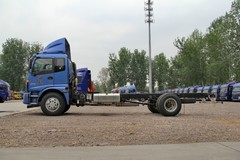 福田 欧曼ETX 3系重卡 170马力 4X2 6.8米载货车